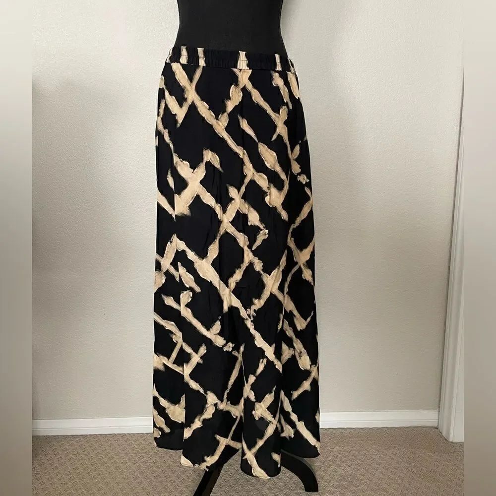 NWT Zara Flowy Print Midi Skirt